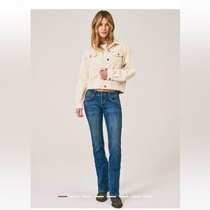 Women’s Wrangler Retro Mae Jeans, size 26 in Vivianna